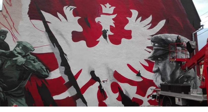 Taaakie skrzydła, czyli nowy mural w Jastrowiu
