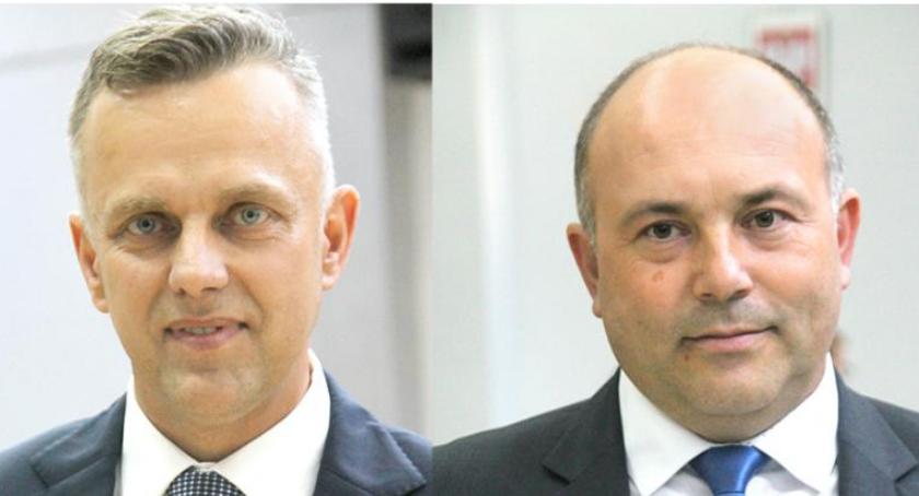 Oficjalnie – Jacek Mościcki zdecydowanie wygrywa z Przemysławem Wiśniewskim