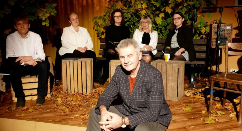 Poezja pod gwiazdami