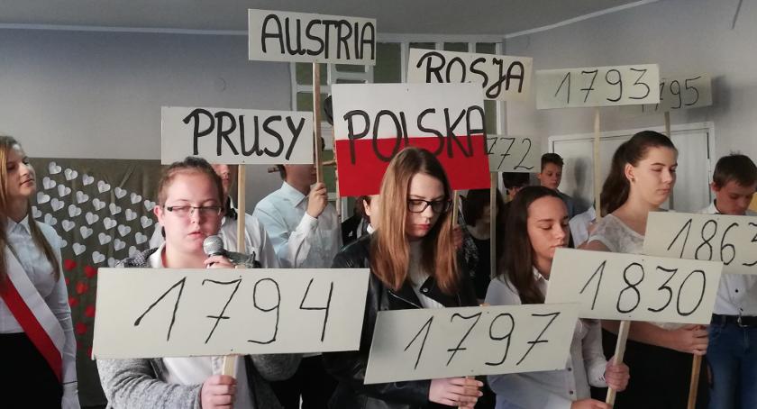 Uczniowie Rolniczaka uczcili 100. Rocznicę Odzyskania przez Polskę Niepodległości