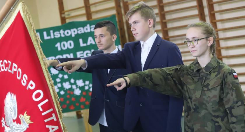 Ślubowanie uczniów nowego rocznika w złotowskim CKZiU