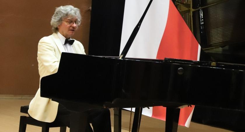 Spotkanie z Herstorią i koncert fortepianowy Andrzeja Tatarskiego