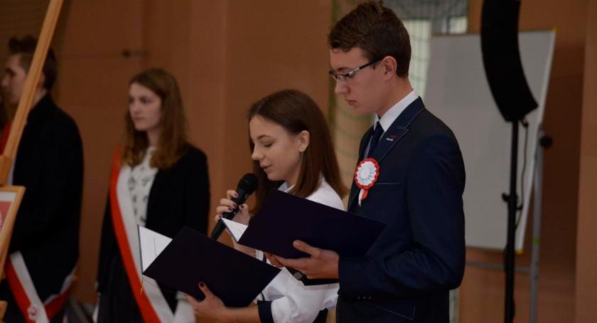 Uczniowie Ekonoma uczcili 100. rocznicę odzyskania przez Polskę Niepodległości