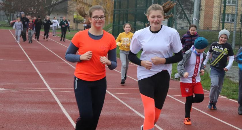 100 km na 100. rocznicę odzyskania przez Polskę Niepodległości