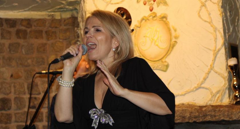 Koncert Anny Jurksztowicz w Poziomce