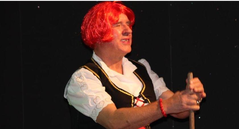 Andrzejkowy kabaret w Okonku [Wideo]