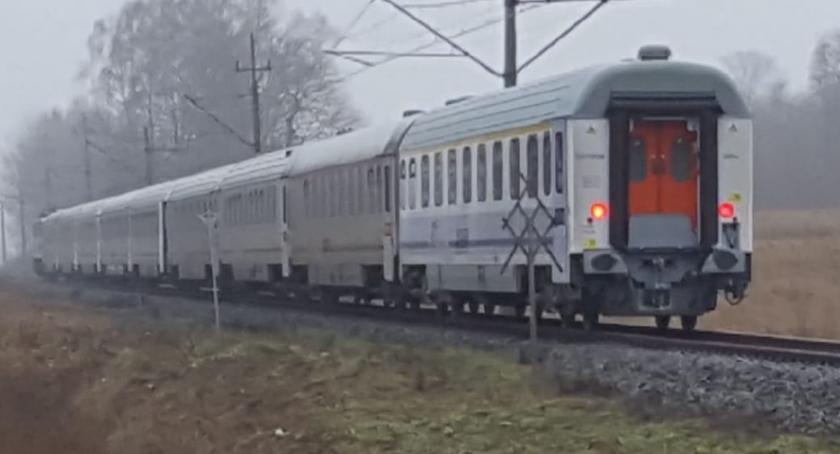 Mężczyzna zginął na torach. Opóźnienia pociągów m.in. w Jastrowiu