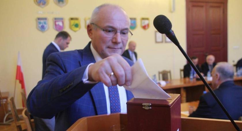 Radny Najder przyznaje: to PiS mnie aktywował