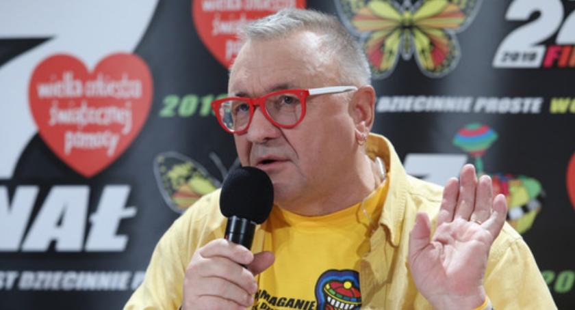 Murem za Owsiakiem. Popierasz?
