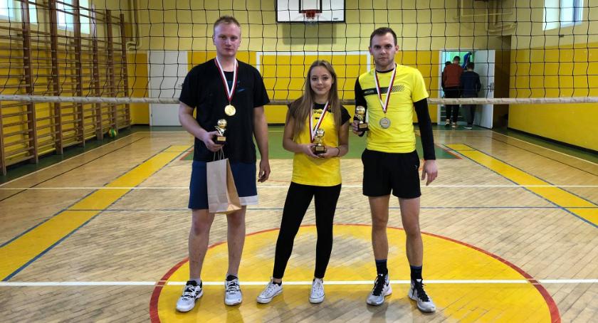 Turniej siatkówki 3- osobowej w Lipce