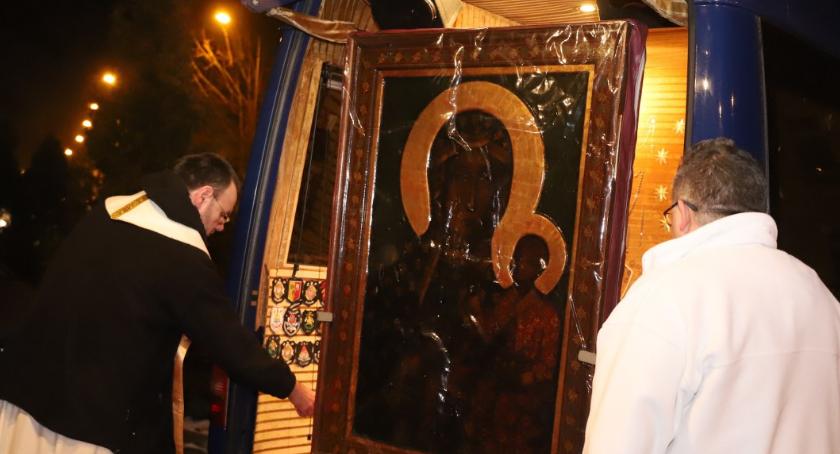Złotowianie przywitali obraz Matki Bożej