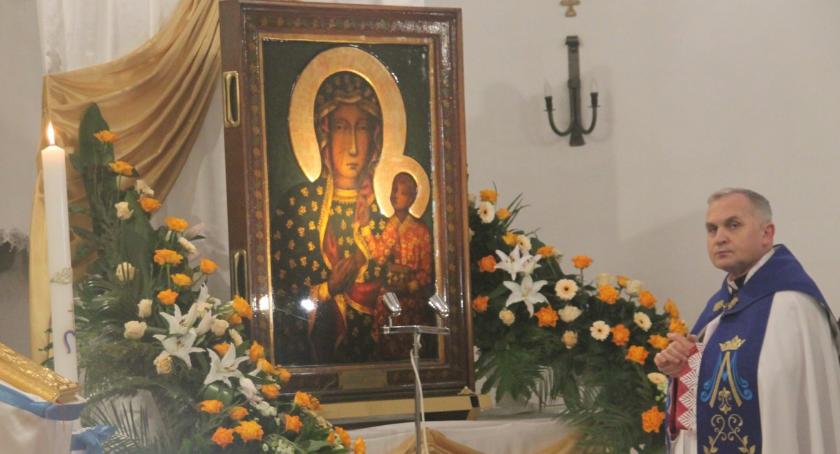 Peregrynacja obrazu Matki Bożej Częstochowskiej - parafia Apostołów św. Piotra i Pawła