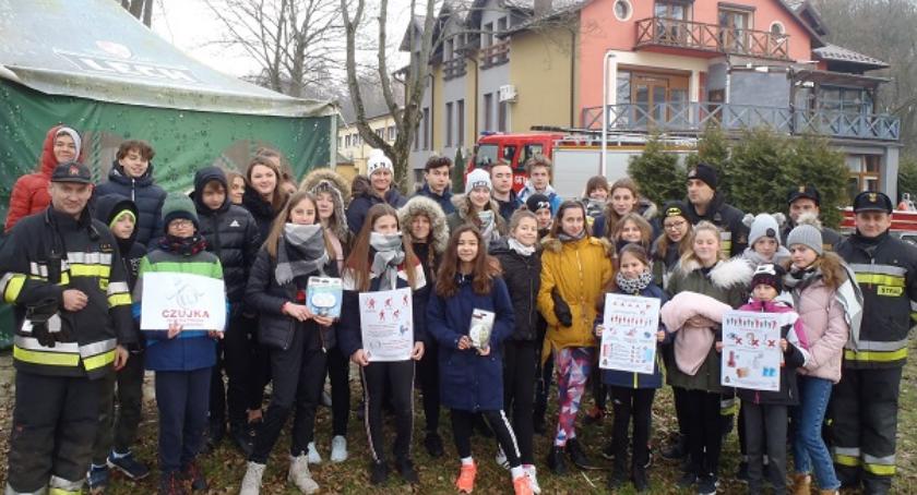 Pokazy i prelekcja wśród młodych lekkoatletów