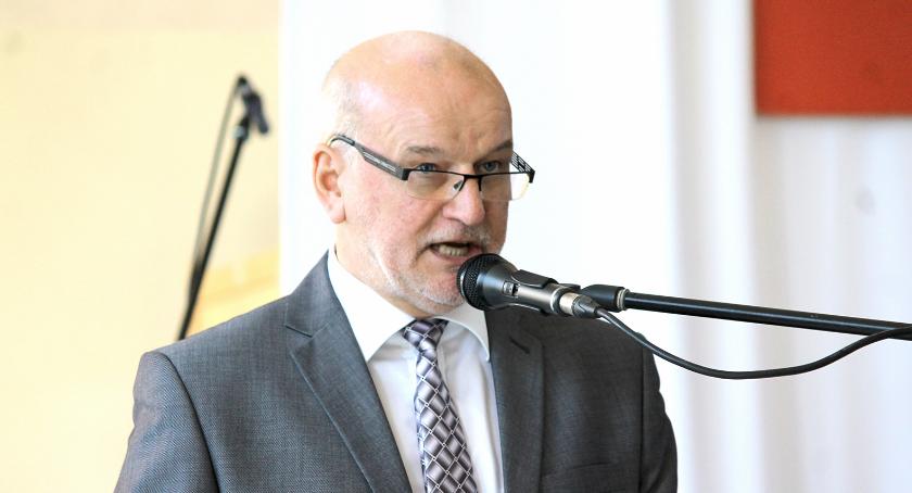 Zamiast o szkole, mówimy o nienawiści