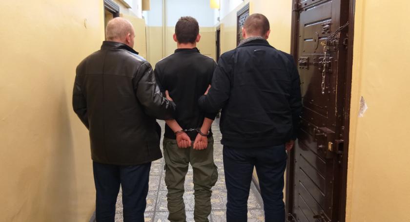 Posiadał przy sobie amfetaminę i kierował samochodem pod wpływem narkotyków