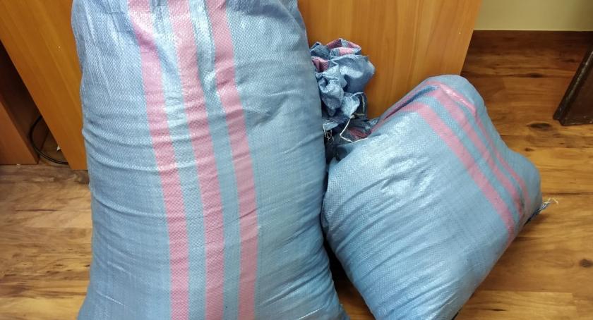 Policjanci zabezpieczyli nielegalny tytoń