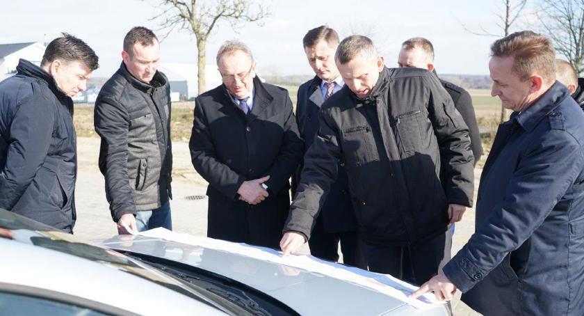 Wizyta wicemarszałka Wojciecha Jankowiaka w powiecie złotowskim i gminie Łobżenica