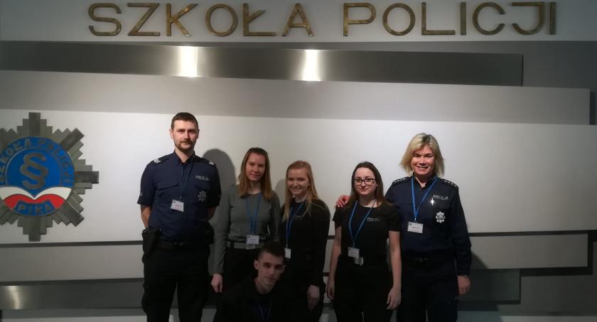 Młodzież przystąpiła do rywalizacji
