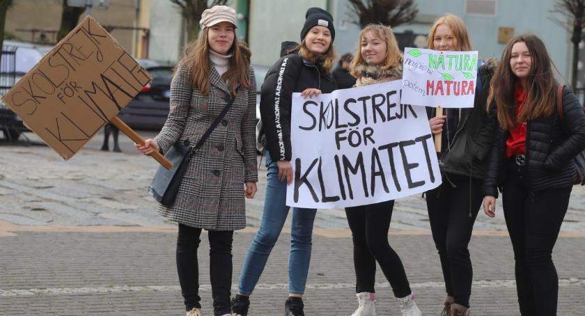 Strajk klimatyczny młodzieży w Złotowie