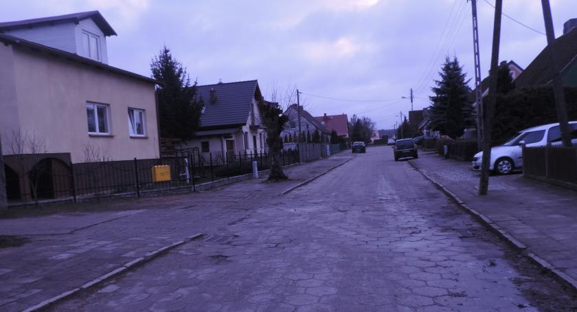 Jastrowie zbuduje chodniki