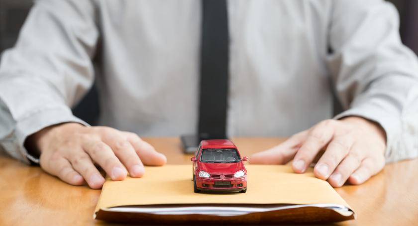 Odkładasz na auto? Poznaj dobre sposoby na oszczędzanie pieniędzy