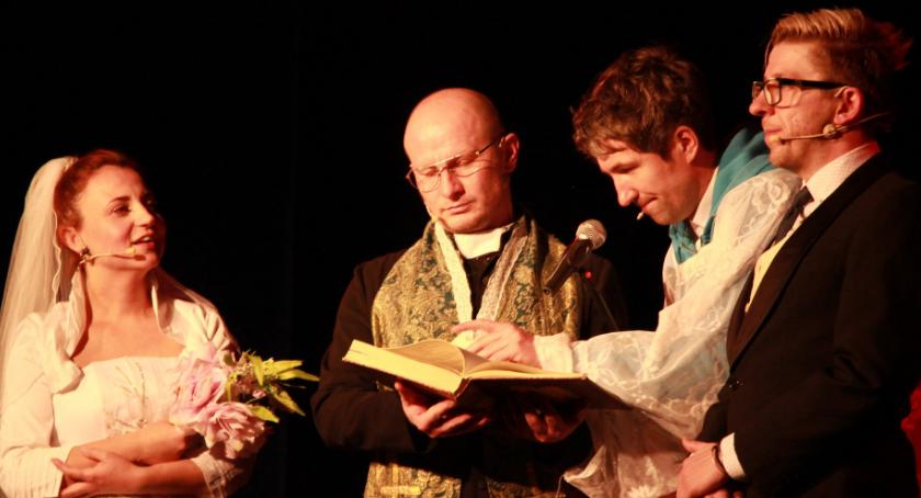 Kabaret Zachodni rozbawił mieszakńców Krajenki