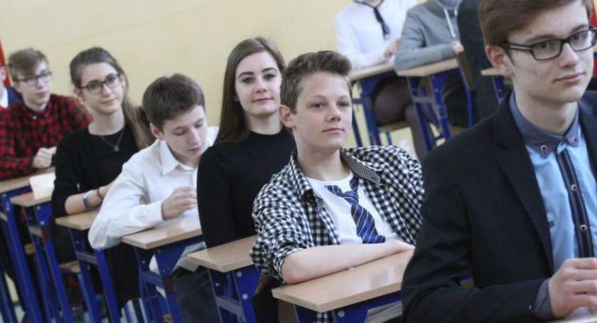 Wspieramy uczniów podczas tegorocznych egzaminów – zgłoś się!