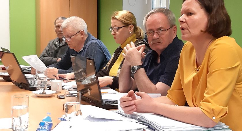Na pływalnię trzeba wydać kolejne pieniądze