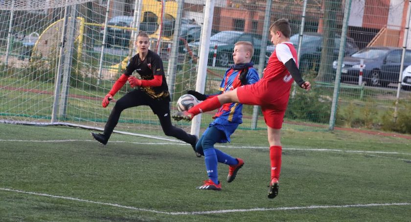 Trampkarze Sparty Złotów zremisowali z Soccer Stars Piła