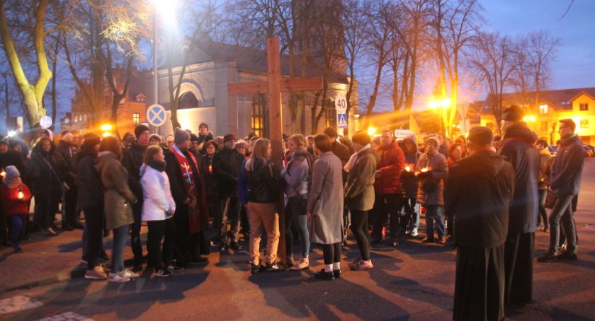 Droga Krzyżowa ulicami Złotowa