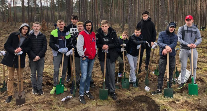 Uniwersytet Ludowy w Radawnicy na KronoDrzewku 2019
