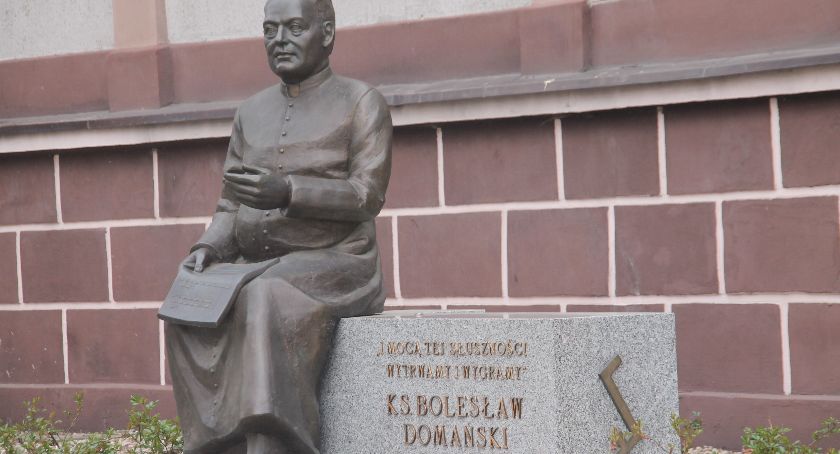 Order Orła Białego dla księdza Domańskiego?