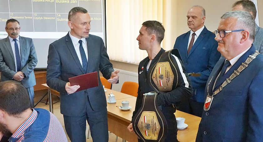 Gratulacje dla Damiana Wrzesińskiego- mistrza Polski w boksie[WIDEO]