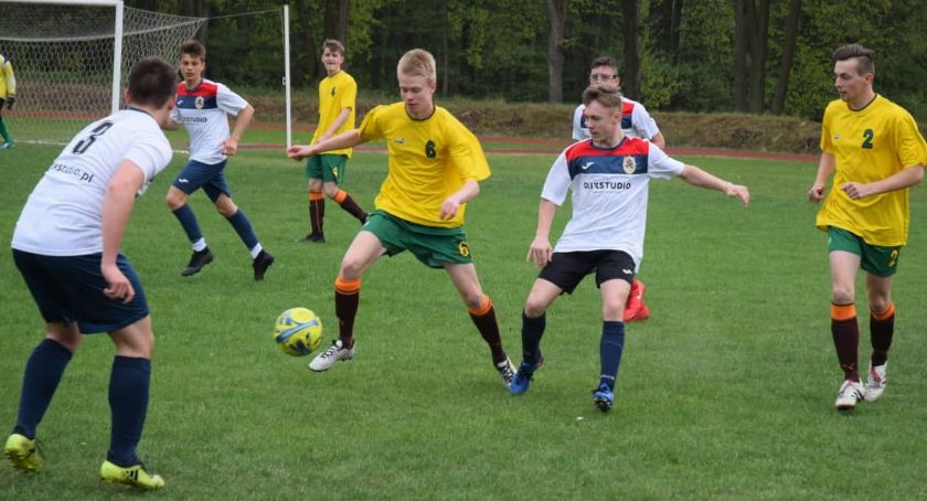 Juniorzy Fair Play Złotów wygrali z Łobzonką Wyrzysk