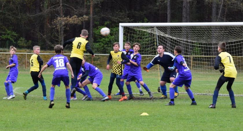 Młodziki Football Academy Fair Play Złotów kontra Polonia Jastrowie
