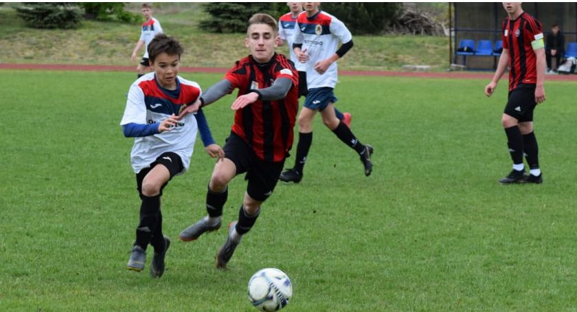 Juniorzy Fair Play Złotów przegrali z KP Piła