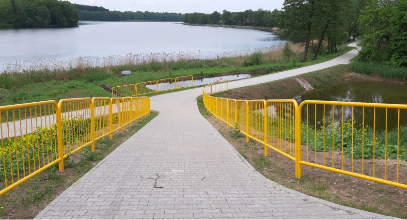 Z górki na pazurki? Nowa promenada w Złotowie