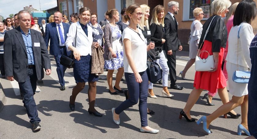 70-lat Liceum Ogólnokształcącego im. Tadeusza Kościuszki w Łobżenicy cz.1[WIDEO]