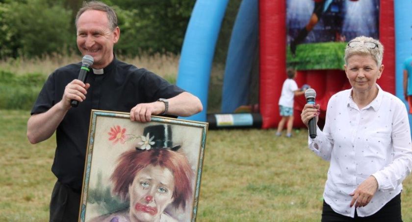 Parafianie się bawią