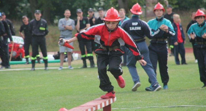 Strażacy z powiatu rywalizują w Złotowie w zawodach sportowo-pożarniczych