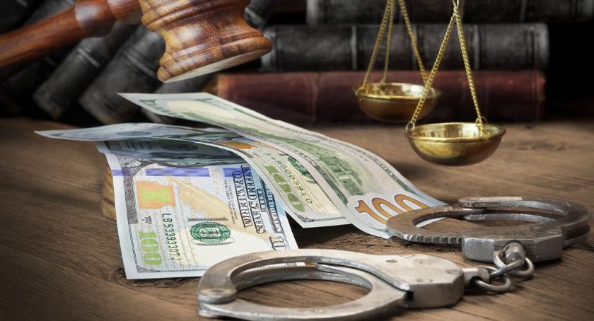 Upadłość konsumencka – kiedy następuje umorzenie zobowiązań?