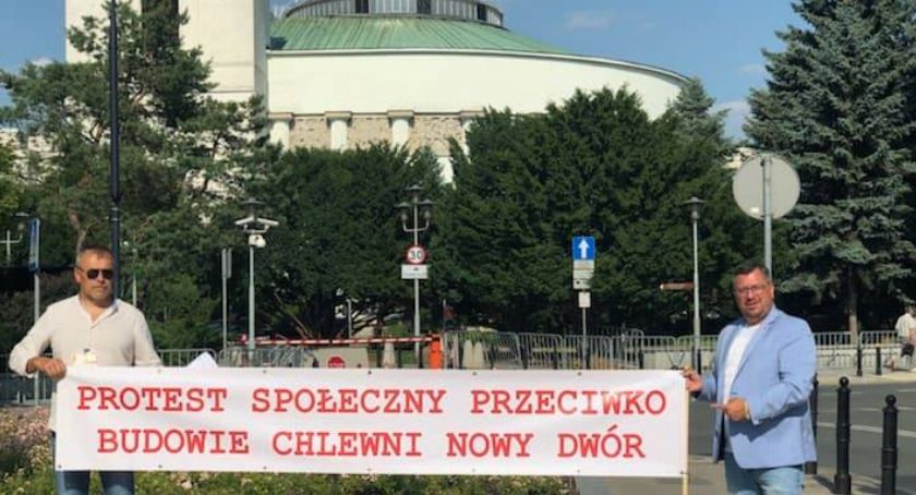 Przedstawiciele Ekologicznej Doliny przy Wiatraku w Warszawie
