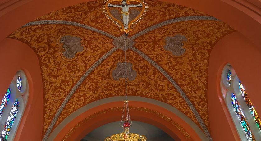 Sklepienie wróciło do oryginału