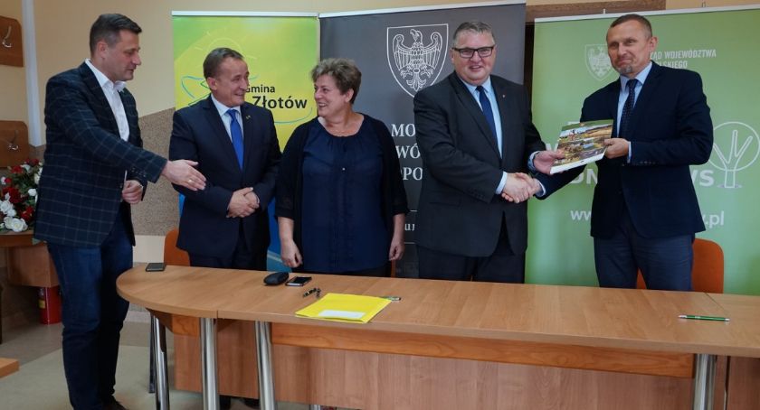Podpisanie umów w ramach programu Wielkopolska Odnowa Wsi