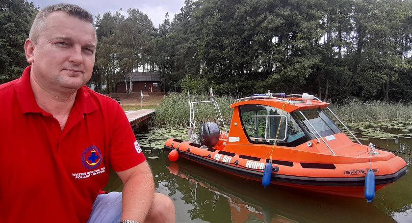 Łódź-karetka na naszych jeziorach