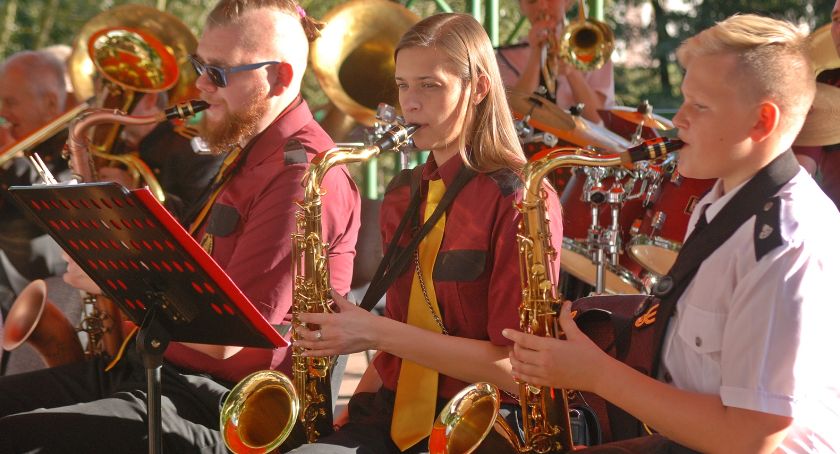 Ponad 24 tys. zł na instrumenty