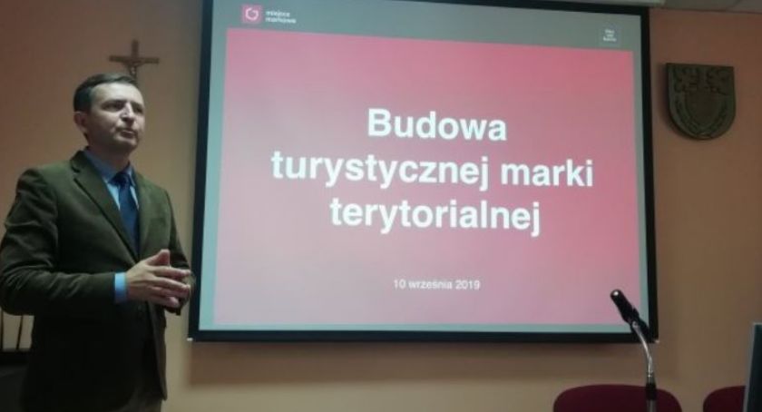 Wał Pomorski - startujemy z marką