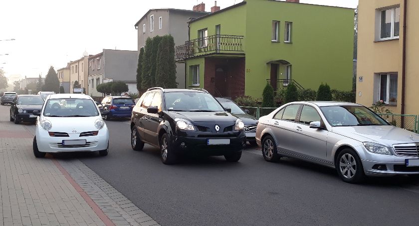 Niebezpiecznie przy szkole 