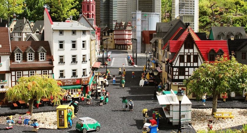 Zabytki z klocków LEGO - warsztaty w Okonku