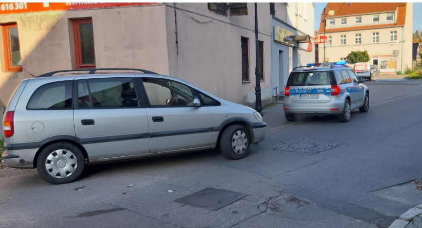 Rowerzysta zabrany do szpitala